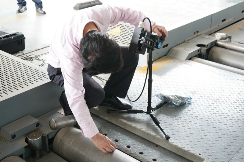 Anche participó en la prueba de calibración in situ para el estándar relacionado con la seguridad de los vehículos eléctricos